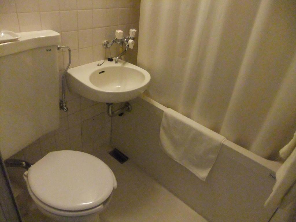 Hotel 28 Хиросима Экстерьер фото